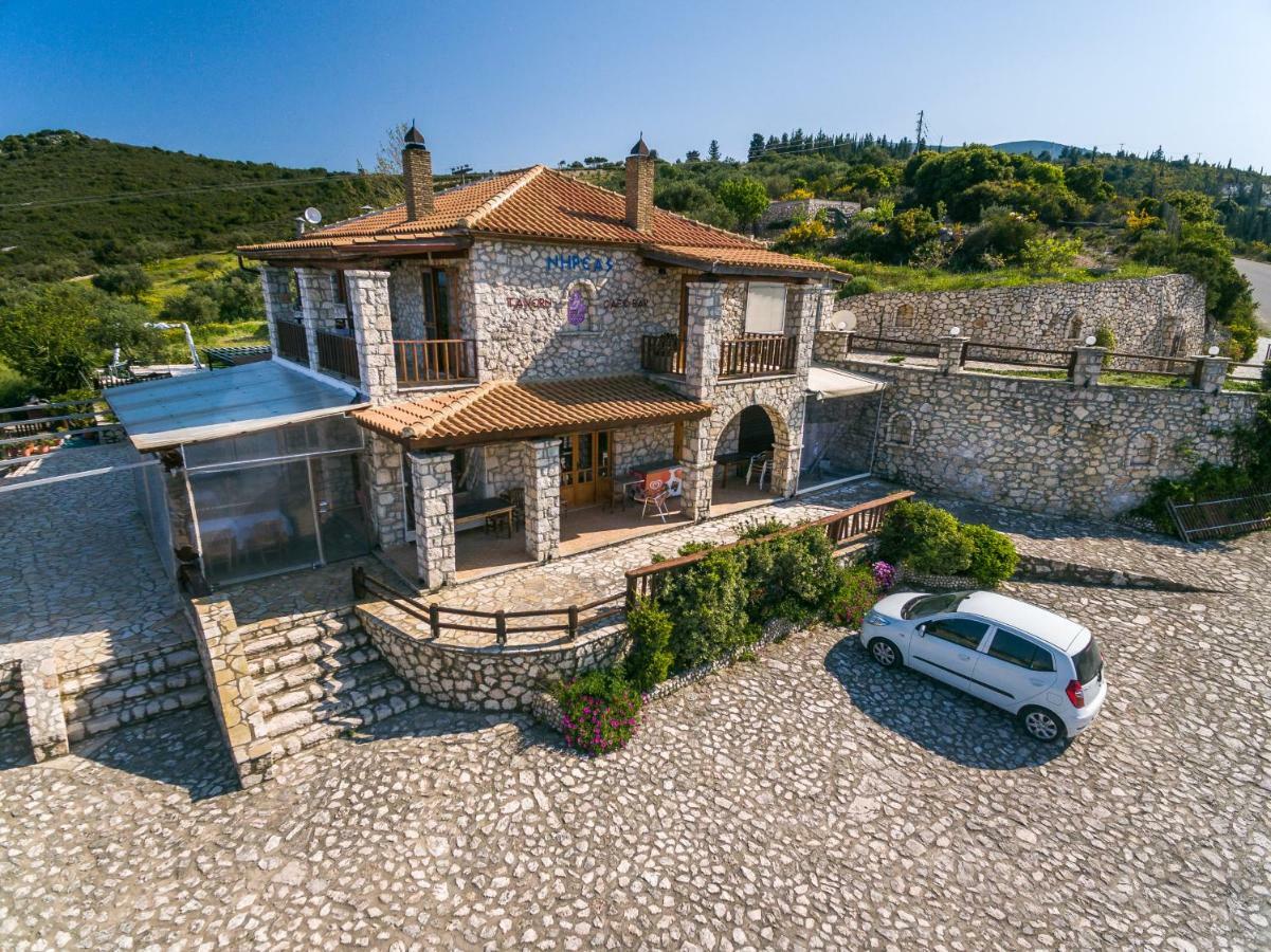Nireas : Stone Villa Orthoniaí المظهر الخارجي الصورة